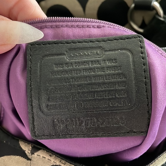 Coach tan & black purse - Picture 7 of 7